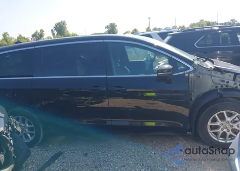 2023 Chrysler Pacifica Touring z USA, uszkodzony, nr VIN 2C4RC1FG2PR531614